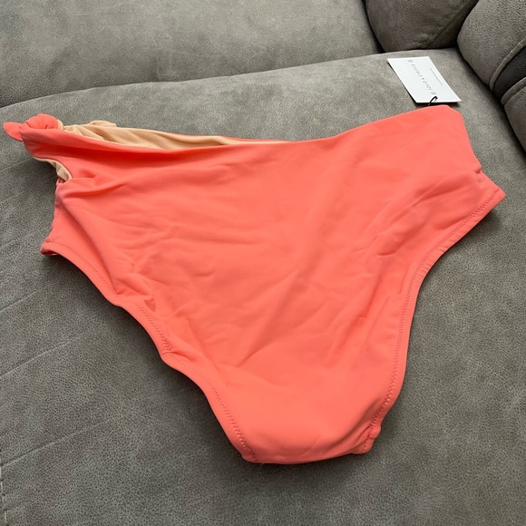 NWT Solid & Striped Grace bikini bottom - Picture 9 of 9